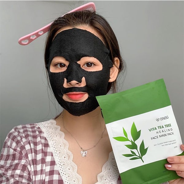 MẶT NẠ TRÀM TRÀ GIẢM MỤN BNBG VITA TEA TREE 